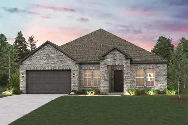 104 Lake Woodshore Court, Clute, TX 77531