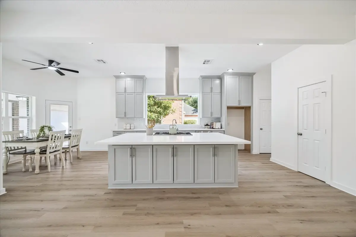 3303 Vista Lake Drive, Sugar Land, TX 77478 - #1