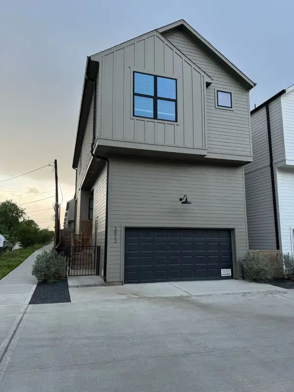 3512 Oak Forest Grove Drive, Houston, TX 77018