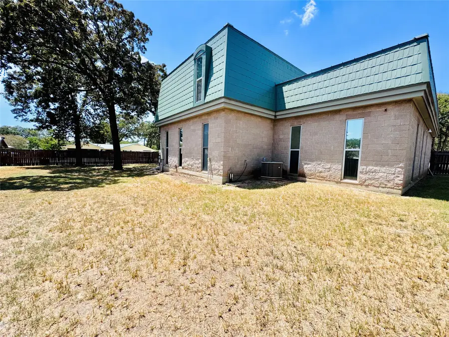 195 Park Drive, La Grange, TX 78945 - #3