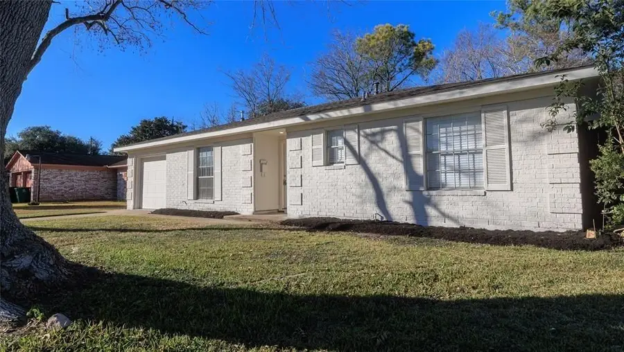 1106 Twin Falls Road, Houston, TX 77088 - #3