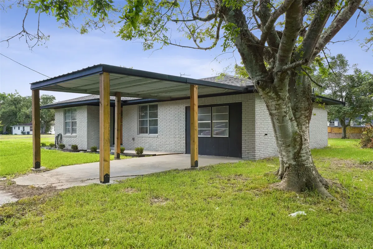 1300 Basin Street, Bay City, TX 77414 - #1