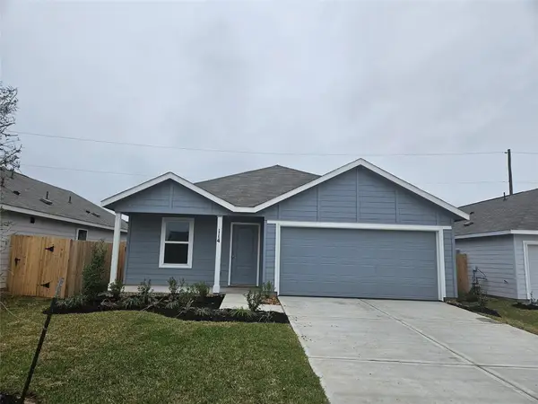 15701 Plum Brook Drive, Conroe, TX 77303