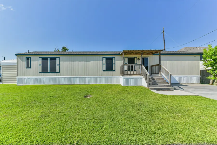 122 Egret Canal S, Baytown, TX 77523 - Image #2