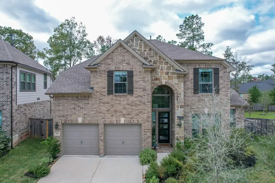 211 Castle Combe Court, Willis, TX 77318 - Image #2