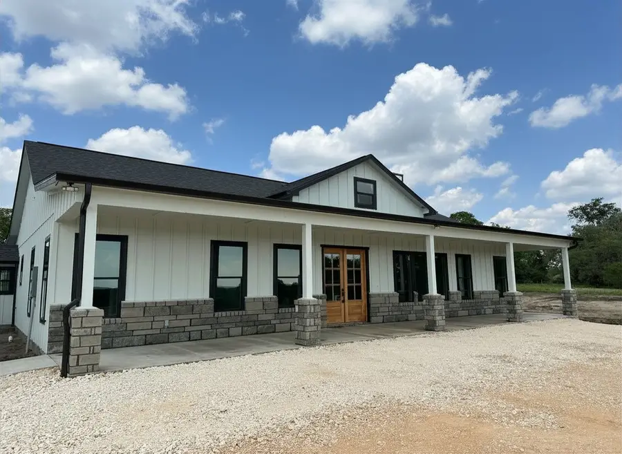 3880 Hranicky Rd, Schulenburg, TX 78956 - #2