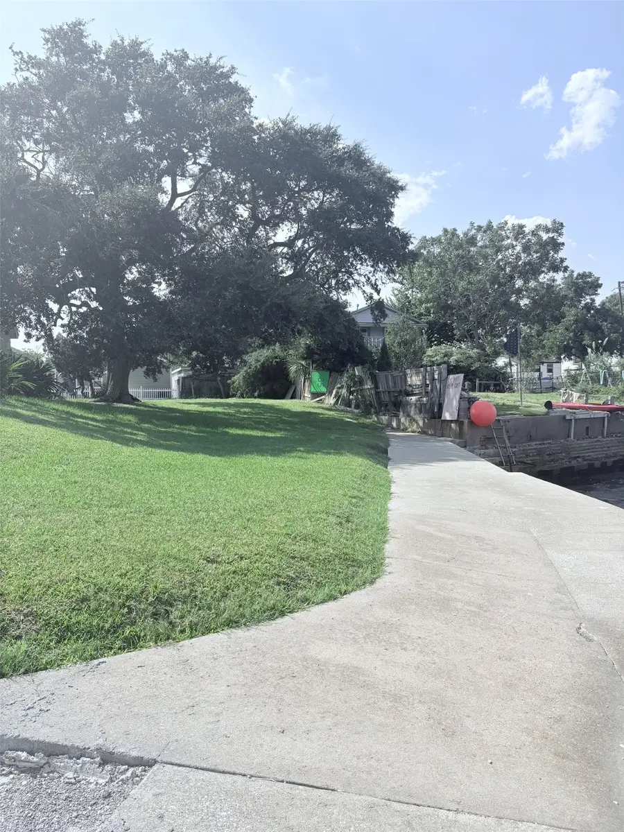 6 Pine Bluff Street, La Porte, TX 77571 - #2