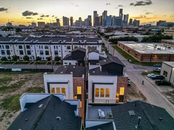 3032 Lamar Street, Houston, TX 77003