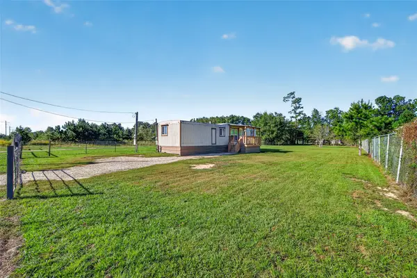 264 County Road 5037, Cleveland, TX 77327