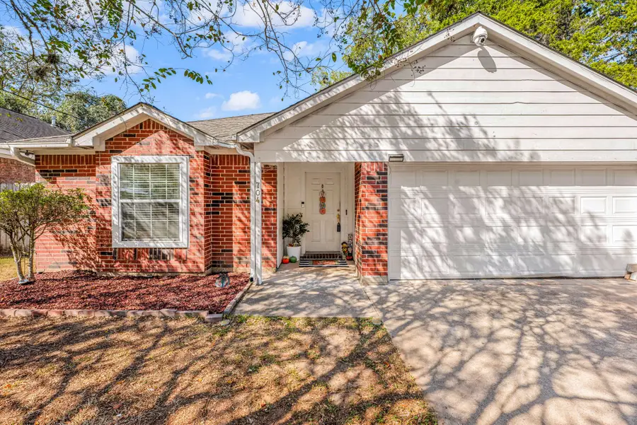 704 Charter Street, Columbus, TX 78934 - Image #3