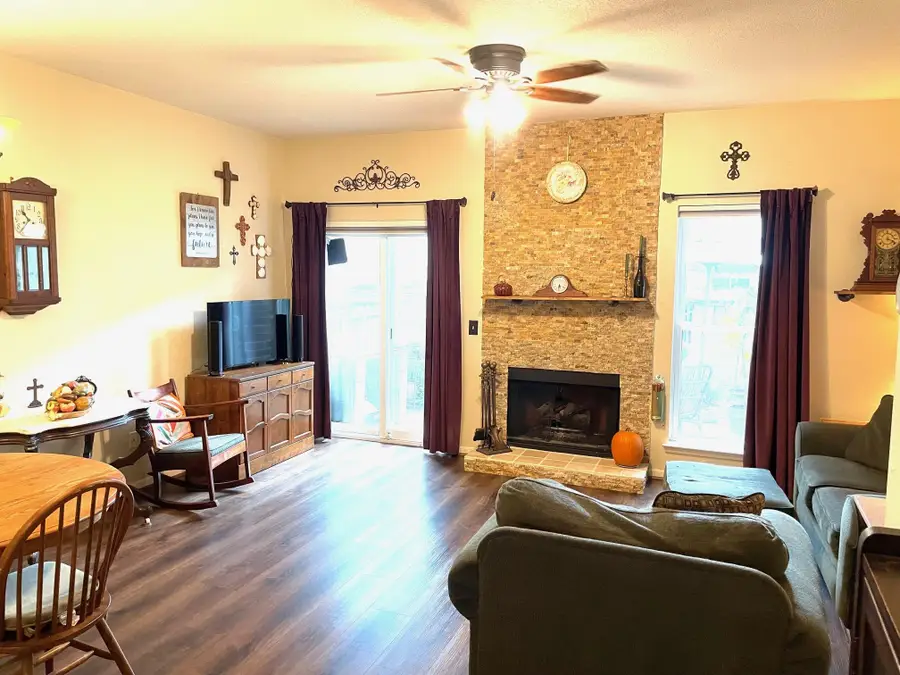 2910 Grants Lake Boulevard #1305, Sugar Land, TX 77479 - Image #3