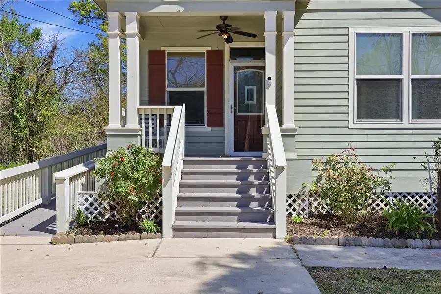 1110 N 5th Street, Orange, TX 77630 - #2