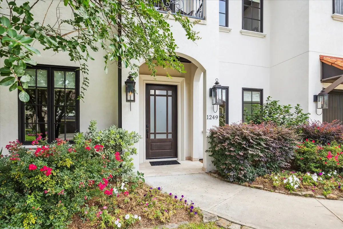 1249 Gardenia Drive, Houston, TX 77018 - Image #1