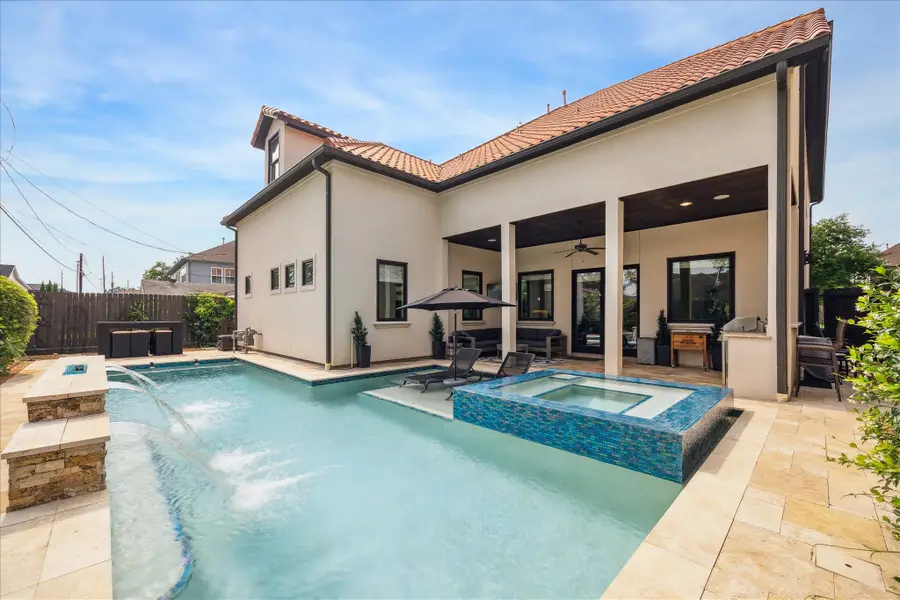 1249 Gardenia Drive, Houston, TX 77018 - Image #2