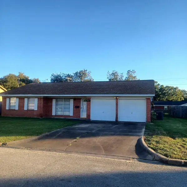 3916 Crescent Drive, Bay City, TX 77414