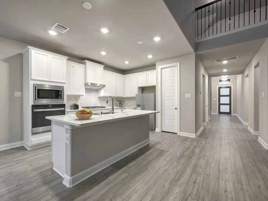 233 Raine Manor Court, Montgomery, TX 77316 - Image #2