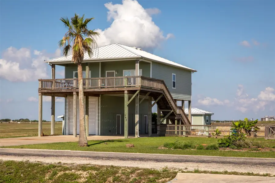 742 Bay Drive, Palacios, TX 77465 - #2