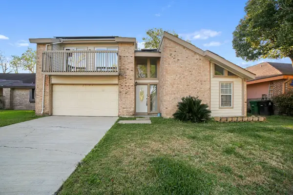 12323 Split Rail Lane, Houston, TX 77071