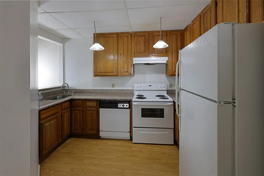 2209 S Braeswood Boulevard E #32C, Houston, TX 77030 - Image #2