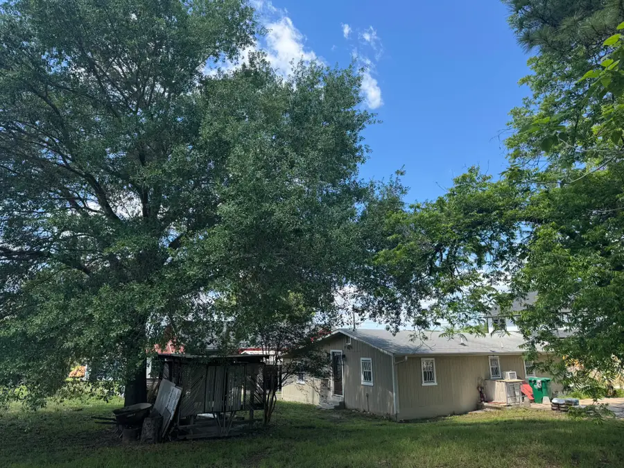 709 Sabine Street, Brenham, TX 77833 - #2