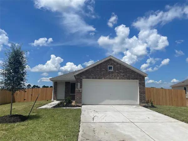 1535 Gentle Wind Court, Angleton, TX 77515