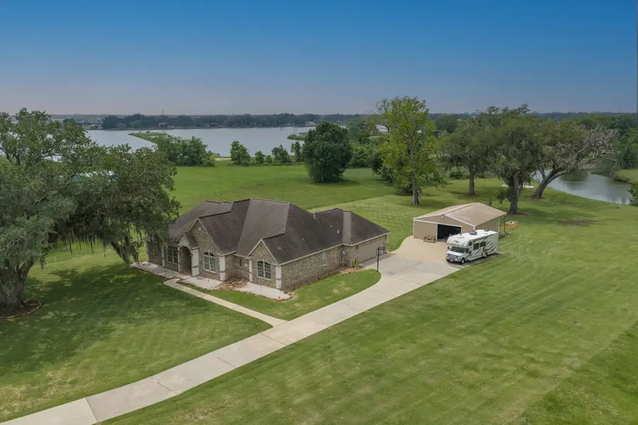 544 Wagon Wheel Trail, Angleton, TX 77515 - #3