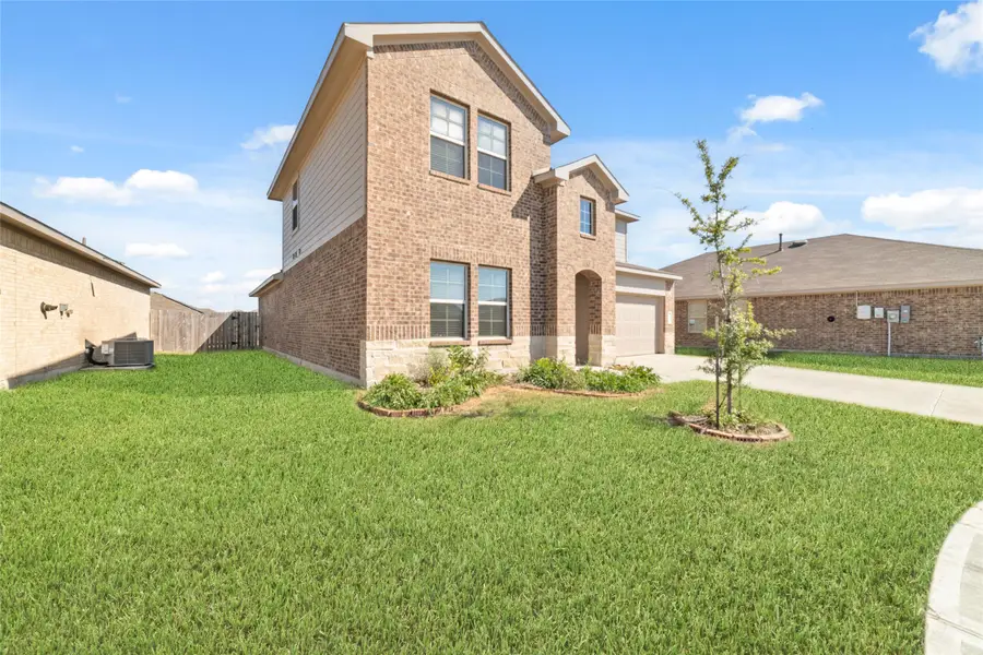 5210 Faded Violet Drive, Katy, TX 77449 - Image #3
