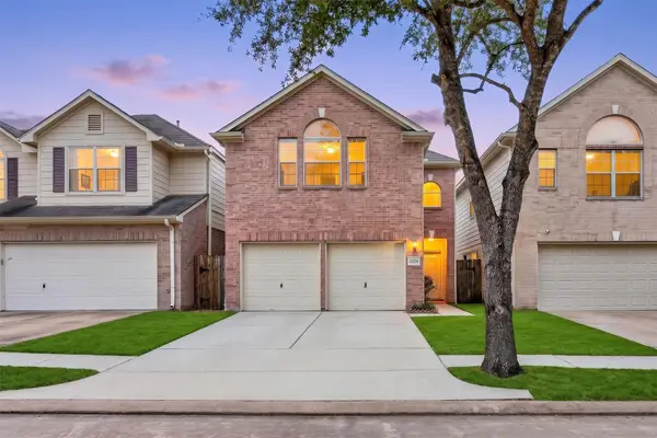 12214 N Palm Lake Drive, Houston, TX 77034