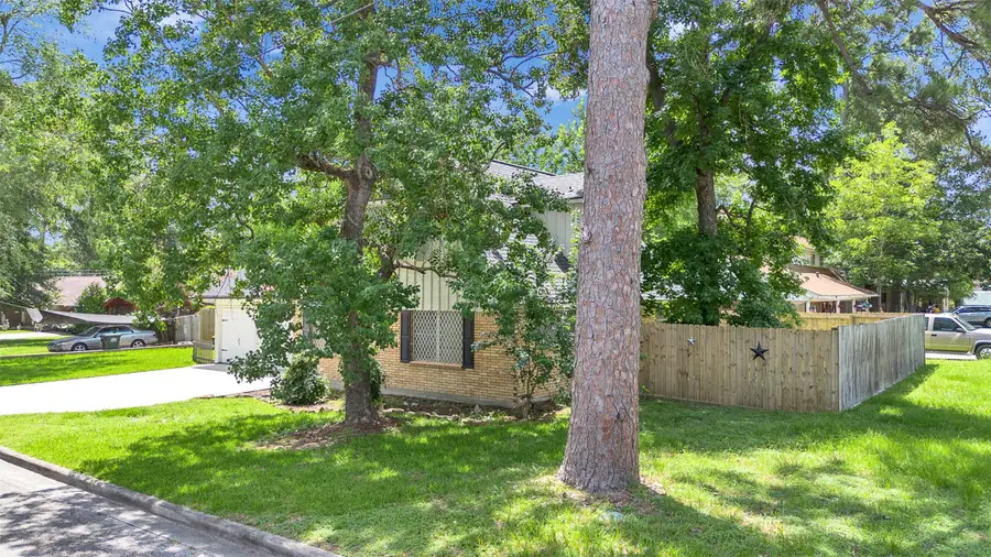 405 Billie Bess Lane, Conroe, TX 77301 - #2