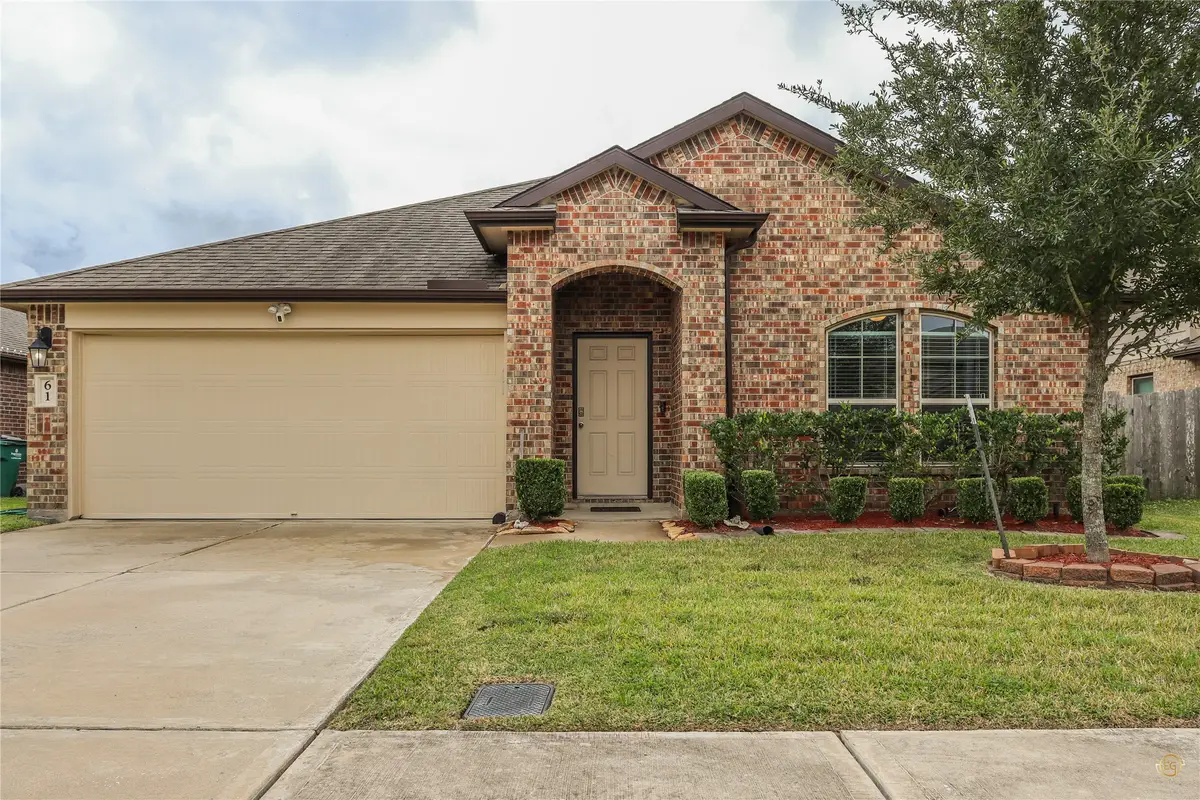 61 Rodeo Crest Drive, Manvel, TX 77578 - Image #1