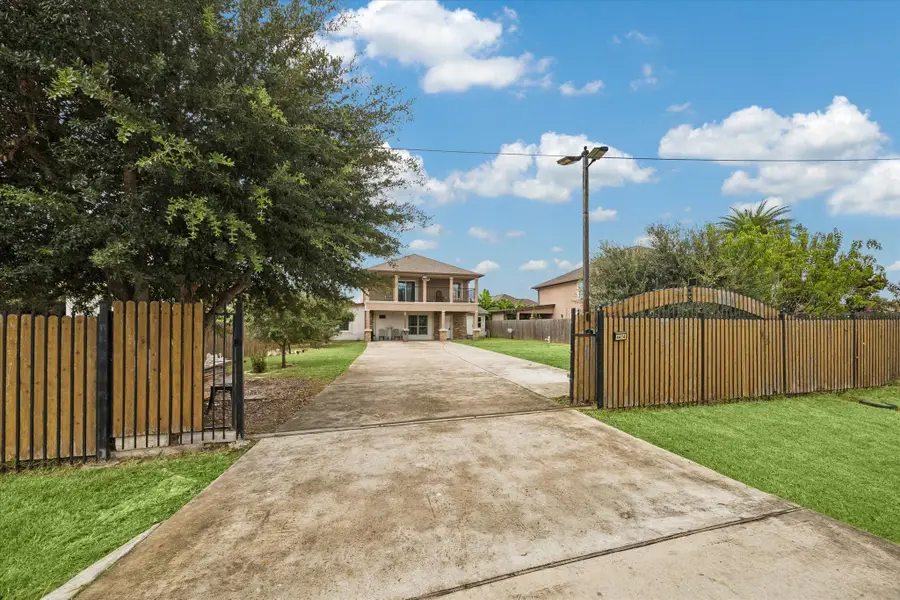 4414 Ivy Lane, Fresno, TX 77545 - #2