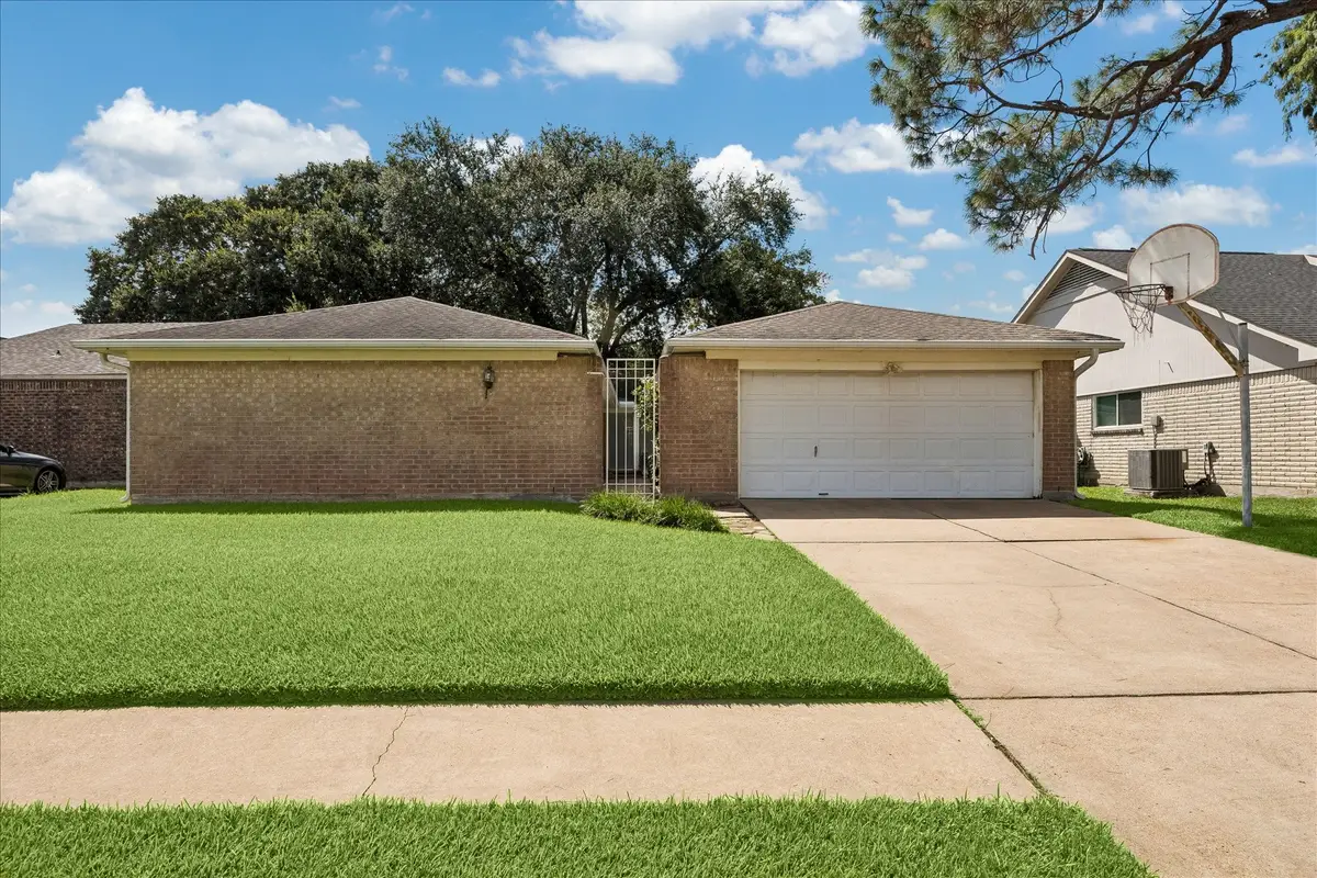 15714 Echo Hill Drive, Houston, TX 77059 - #1