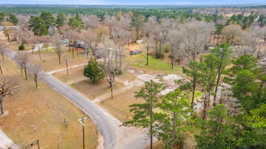 4 Catechis Road, Huntsville, TX 77320 - #3