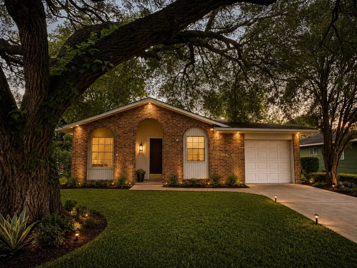 12610 S Coast Drive, Houston, TX 77047 - #1