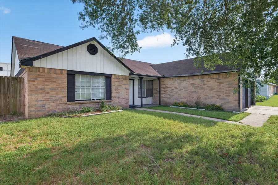 8203 Lone Quail Drive, Stafford Missouri City, TX 77489 - #3