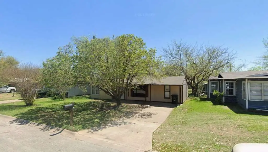 905 Euclid Street, Cleburne, TX 76033 - Image #1