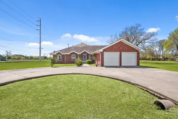 7803 Prairie Street, Hitchcock, TX 77563