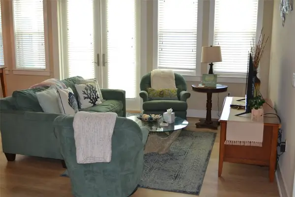 4141 Pointe West Drive #102, Galveston, TX 77554