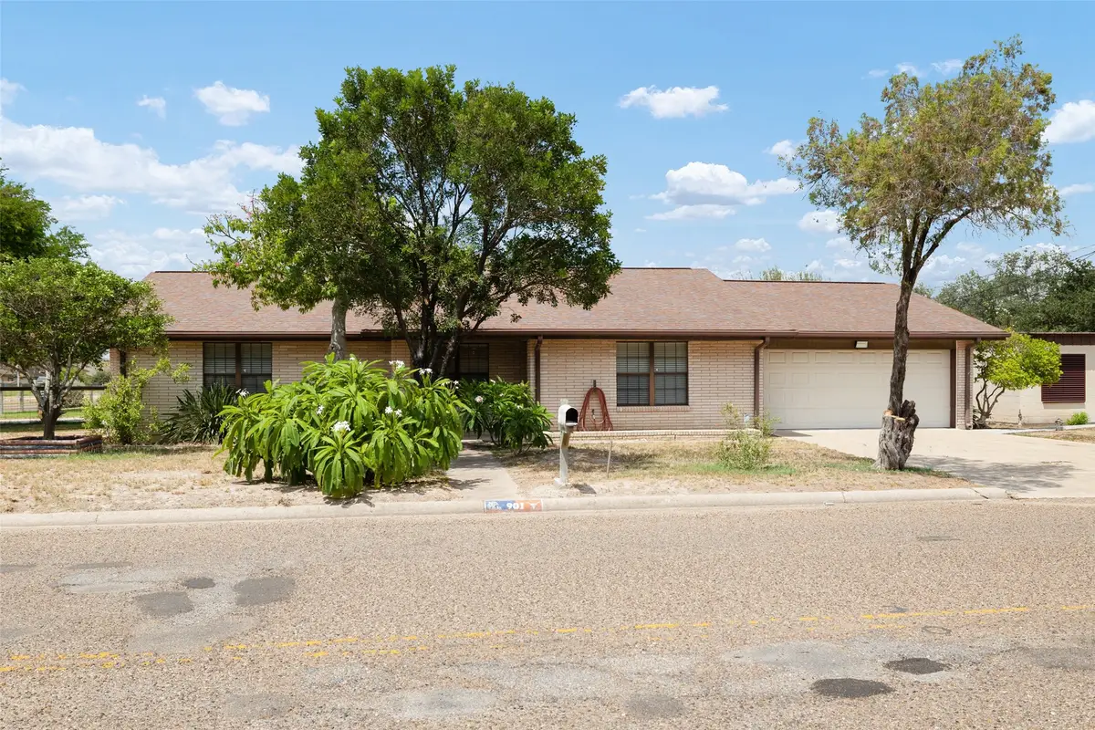 901 Vista Hermosa, Edinburg, TX 78539 - #1