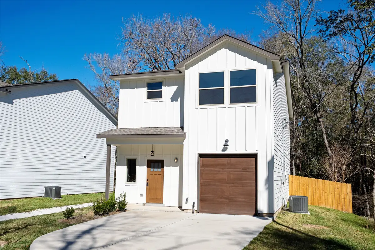 1009 Spokane River Road, Conroe, TX 77316 - Image #1