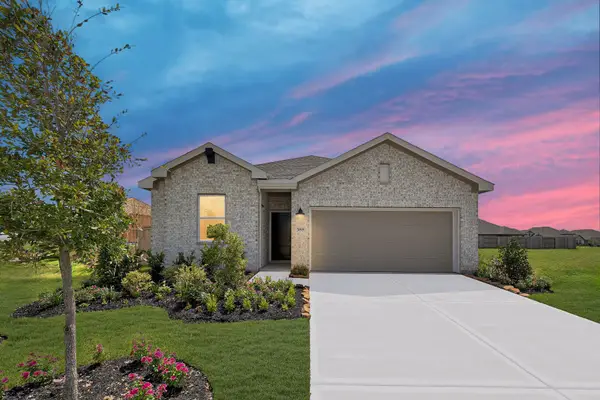 588 Day Station Drive, Dayton, TX 77535
