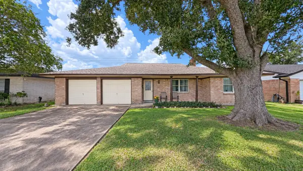 1105 Brenda Drive, Deer Park, TX 77536