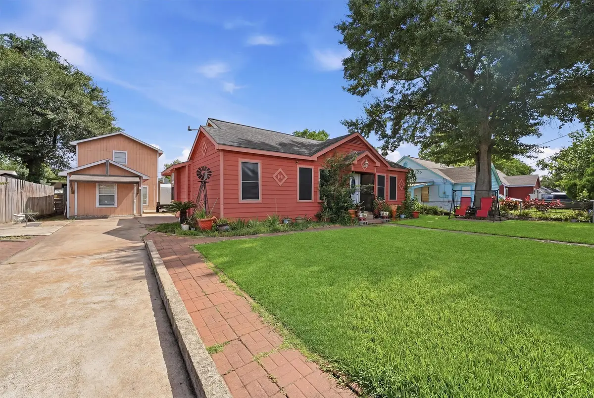 811 Canadian Street, Houston, TX 77009 - #1