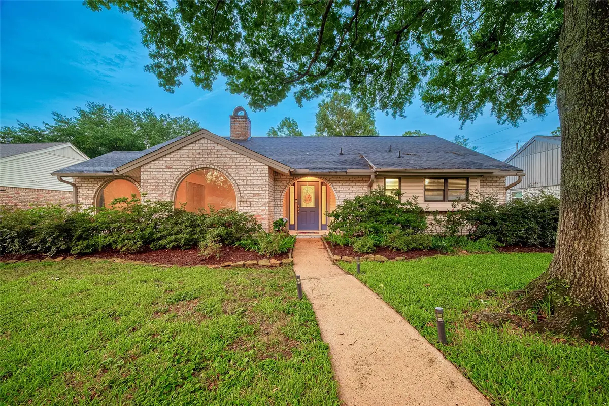 2514 Pine Village Drive, Houston, TX 77080 - #1