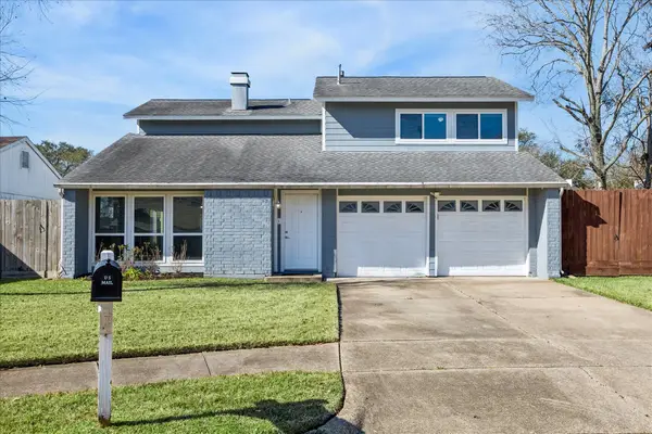 16006 Lost Rock Court, Houston, TX 77598