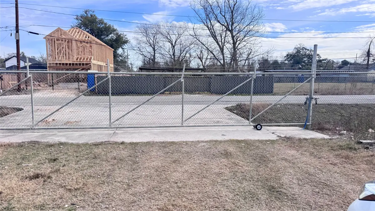 6409 Haight Street, Houston, TX 77028 - #1