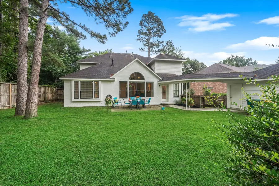 2 N Chantsong Circle, The Woodlands, TX 77382 - #3