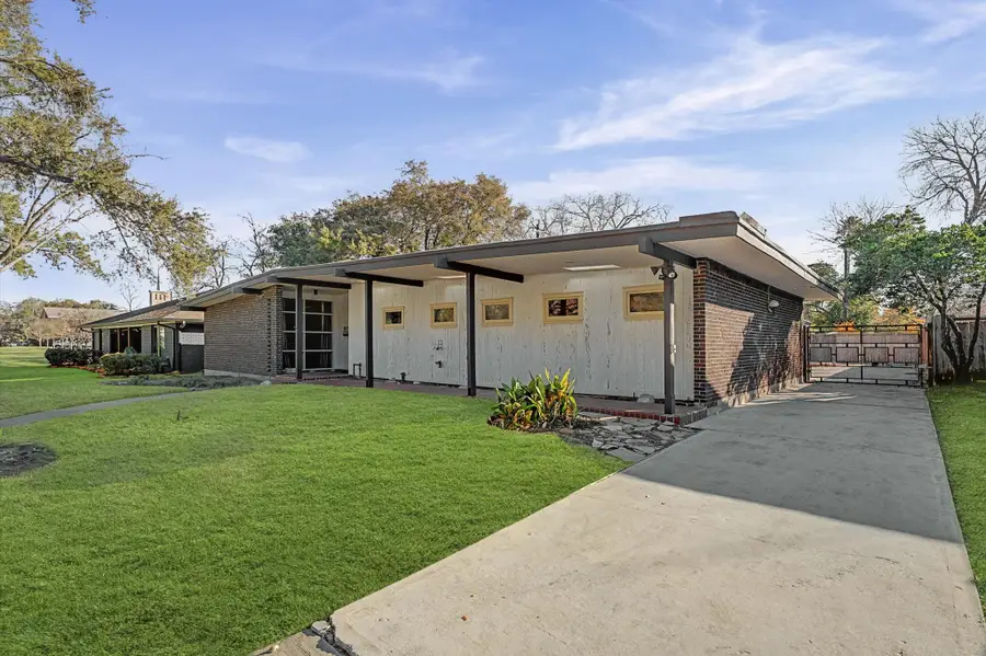 9107 Timberside Drive, Houston, TX 77025 - Image #2