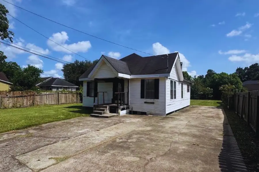 985 Brockman Street, Beaumont, TX 77705 - #3