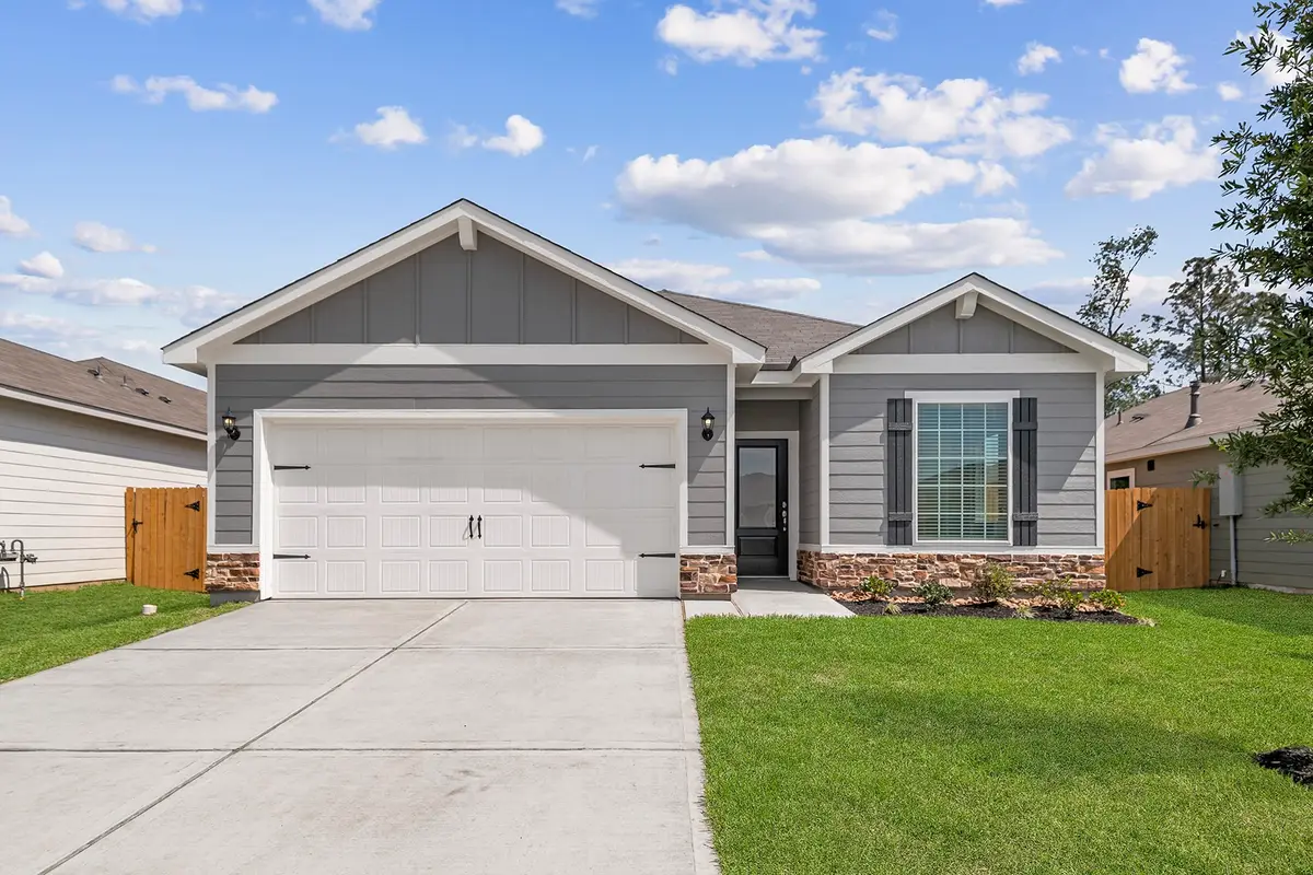 15885 Berry Hill Drive, Conroe, TX 77303 - Image #1